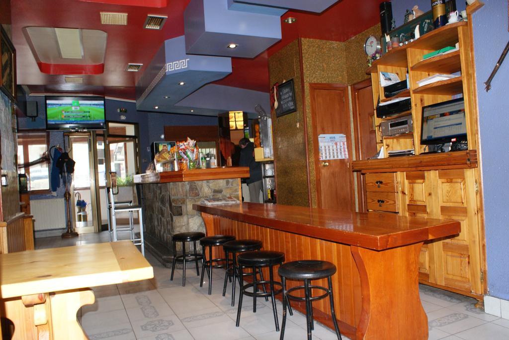 Hostal Los Valles Bielsa Exterior foto